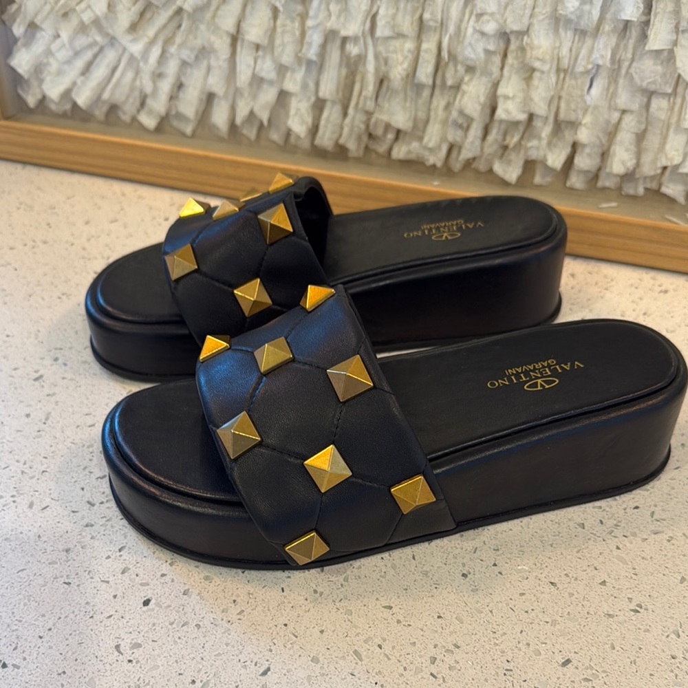 Valentino Black and Gold Women's Slide Sandals